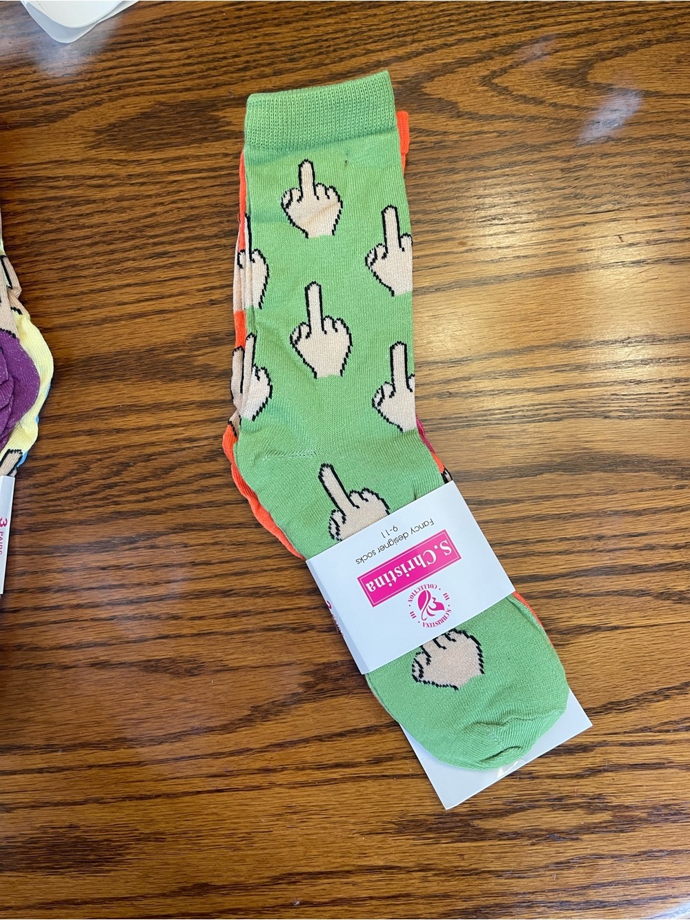 Men's Novelty Green Middle Finger Socks